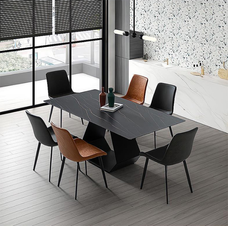 Restaurant dinner table and chair set with customized design